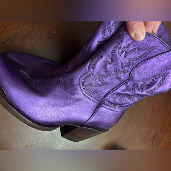 Idyllwind Shoes - Miranda lambert size 6 purple metallic booties idyllwind Cowgirl rodeo western